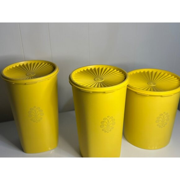 VTG 70s Tupperware Harvest Gold Canisters 10.25" – Complete Set of 3 #1222-5 #1 - Picture 4 of 8